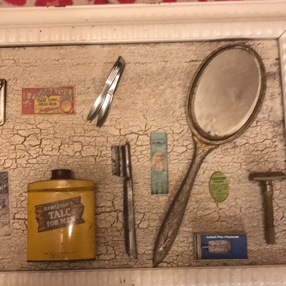 Real Antique Barbershop Frame!!! - Picture 3 of 4